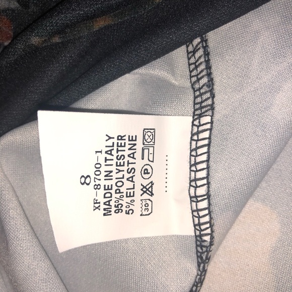 Boohoo bodysuit black with floral print - Picture 4 of 4